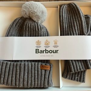 Barbour winter hat and mittens
